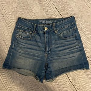 American eagle womens shorts super stretch high rise size 8!